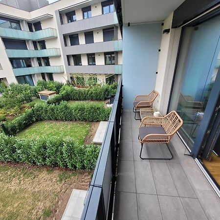 Newly Built Apartment With Balcony, Ac And Free Indoor Garage Prag Exteriör bild