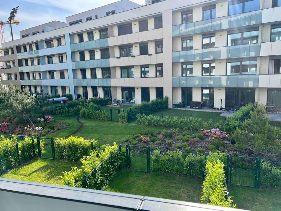Newly Built Apartment With Balcony, Ac And Free Indoor Garage Prag Exteriör bild