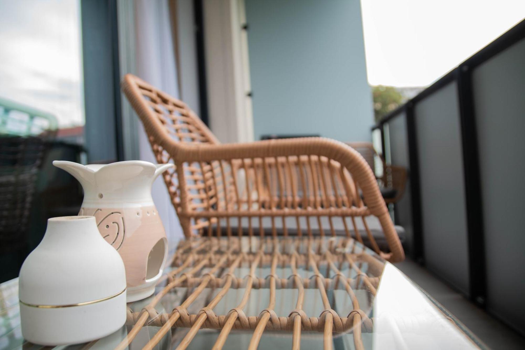 Newly Built Apartment With Balcony, Ac And Free Indoor Garage Prag Exteriör bild