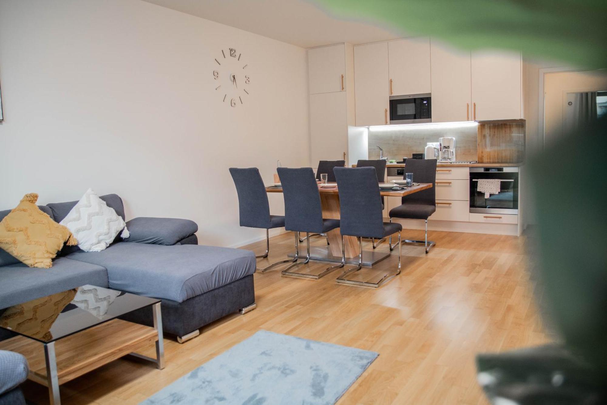 Newly Built Apartment With Balcony, Ac And Free Indoor Garage Prag Exteriör bild