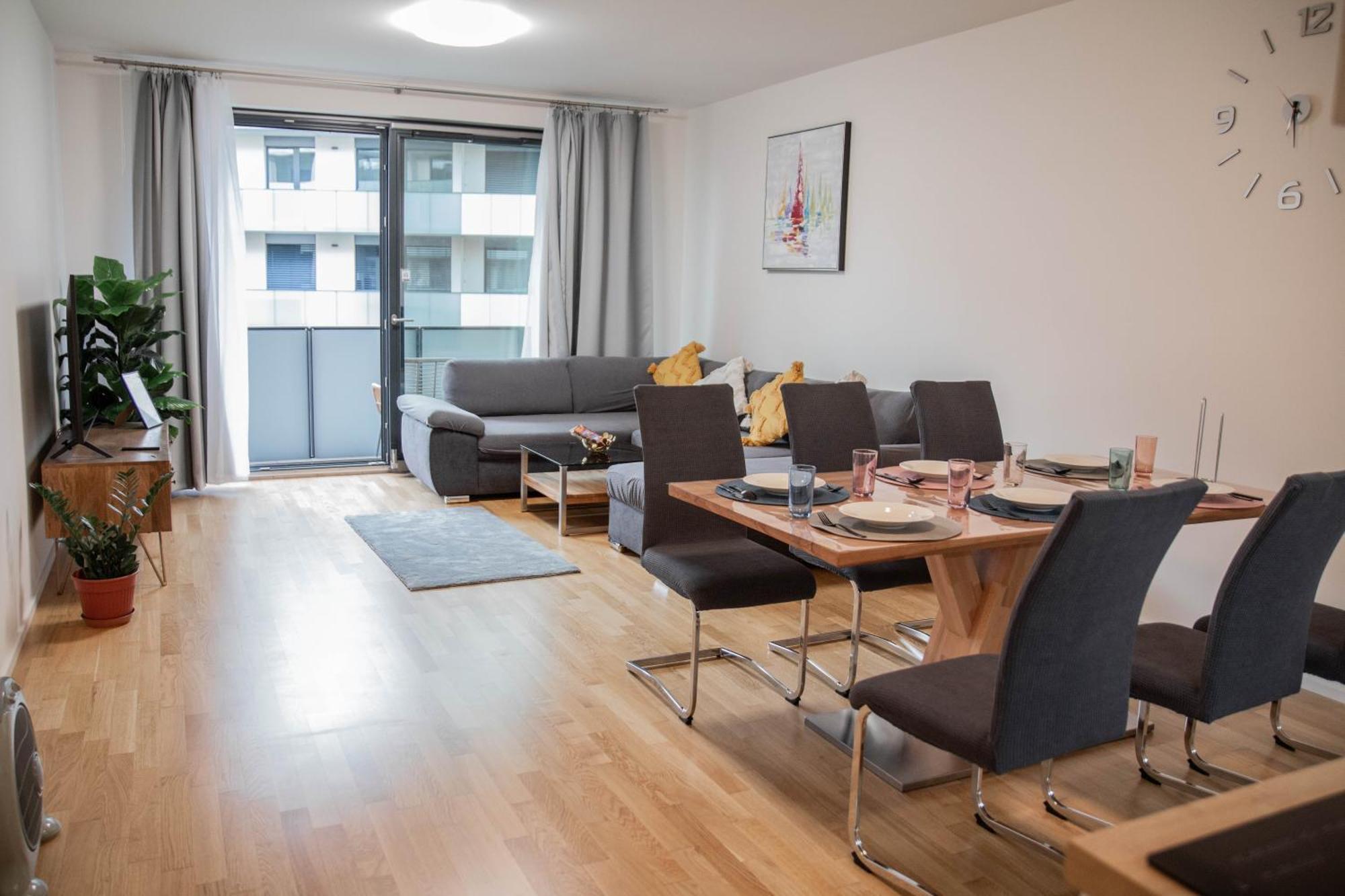 Newly Built Apartment With Balcony, Ac And Free Indoor Garage Prag Exteriör bild