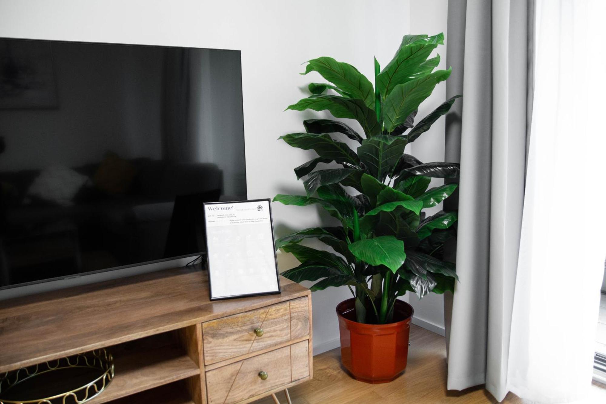 Newly Built Apartment With Balcony, Ac And Free Indoor Garage Prag Exteriör bild